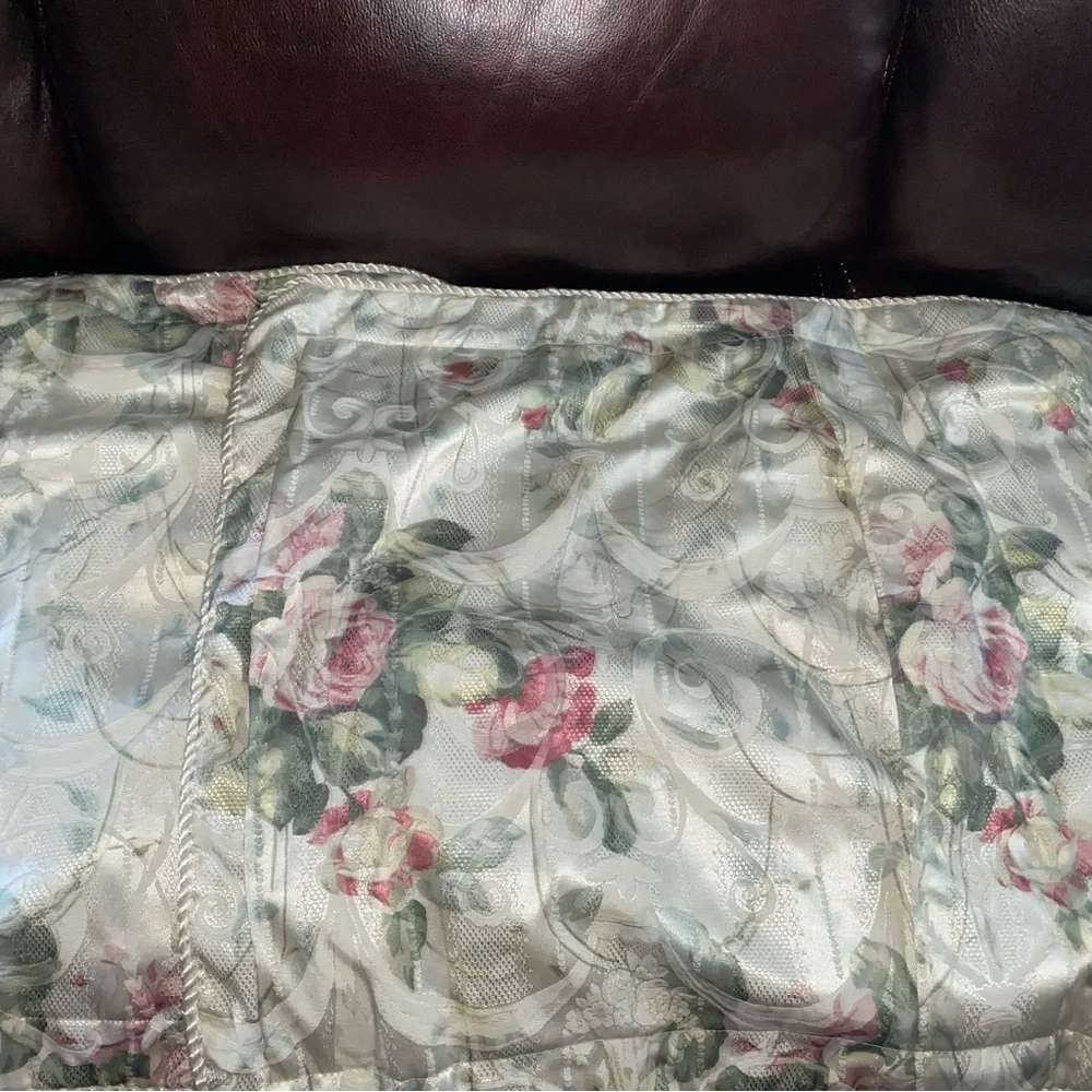 2 Burlington Home Rose Floral Damask King Size Shabby Chic Cottage Pillow Shams